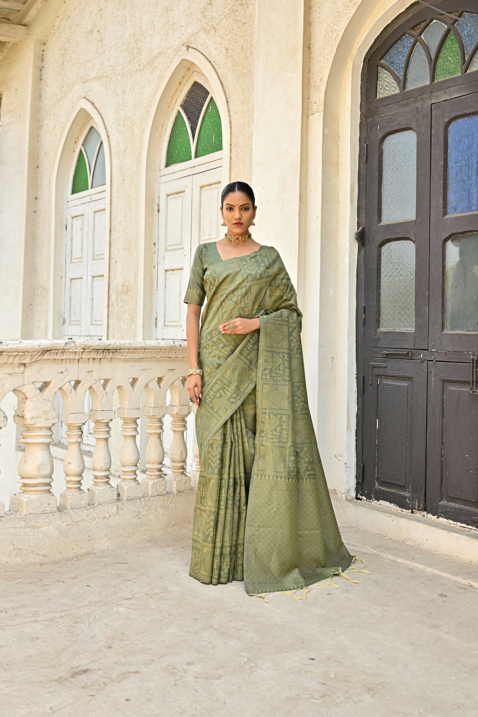 Vishnu Weaves Women's Mahendi Handloom Raw Silk Saree with Blouse - Swadesiicart