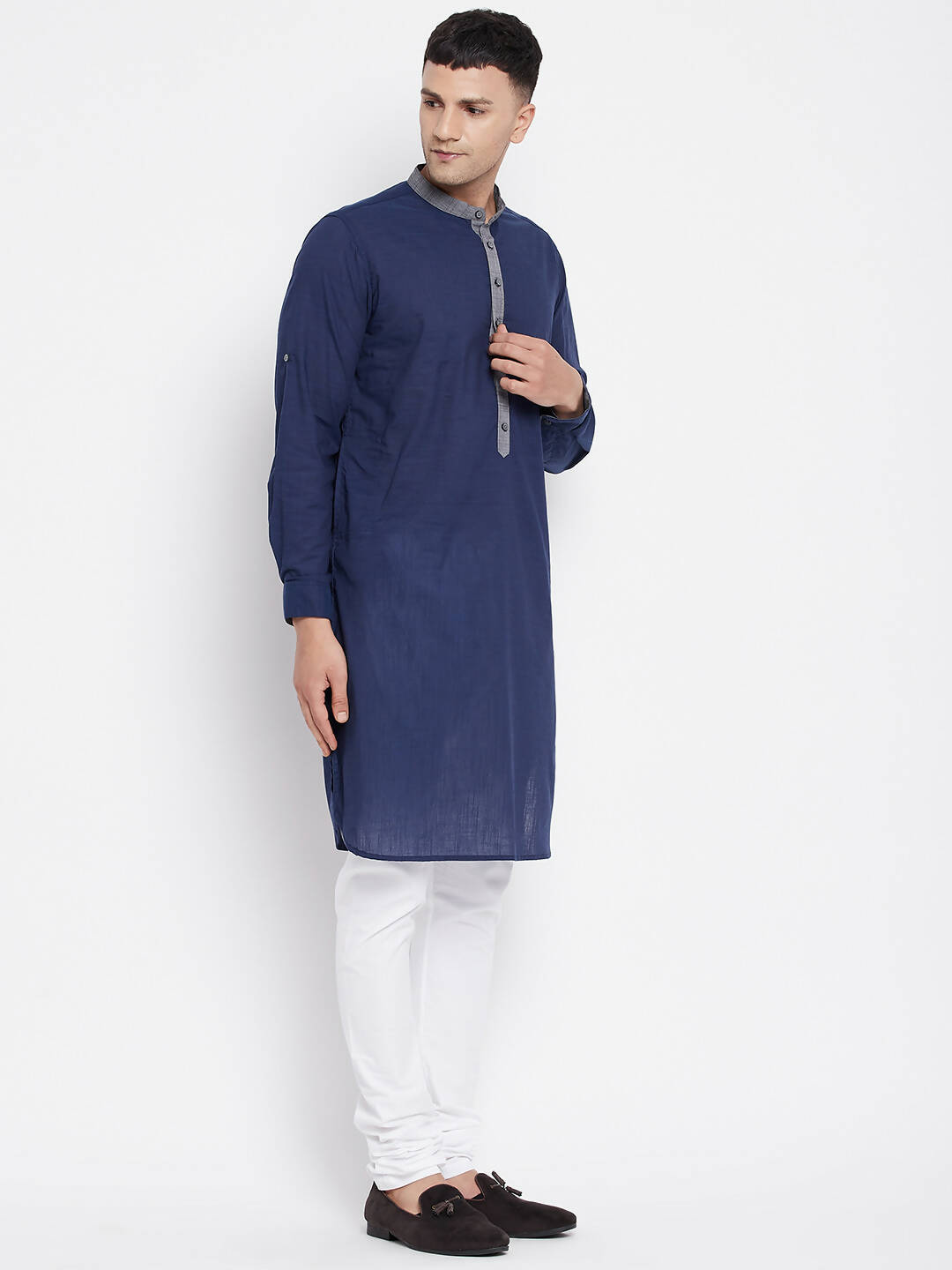 Even Apparels Blue Pure Cotton Men's Kurta With Contrast Collar And Placket | Swadesiicart