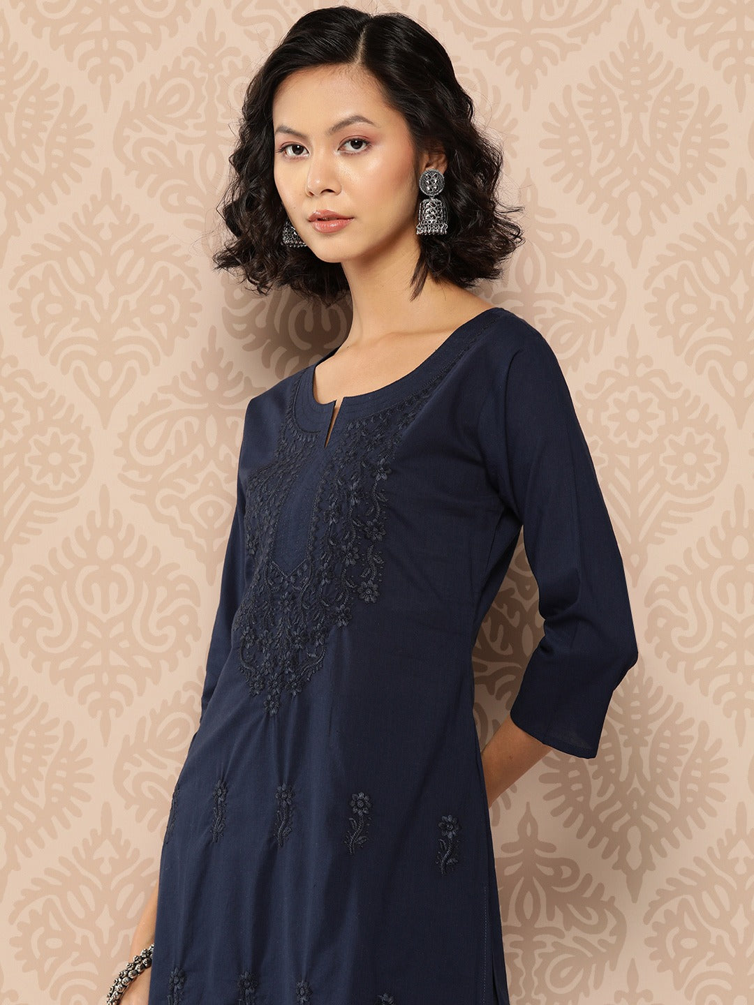 Yufta Floral Embroidered Chikankari Cotton Kurta - Swadesiicart