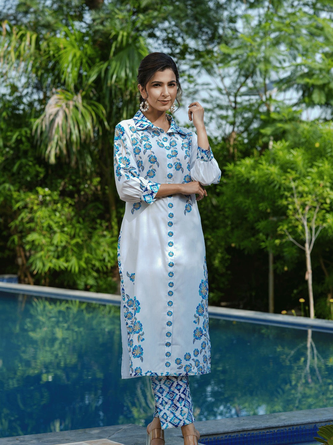Yufta Blue White Printed Pure Cotton Kurta with Trousers - Swadesiicart