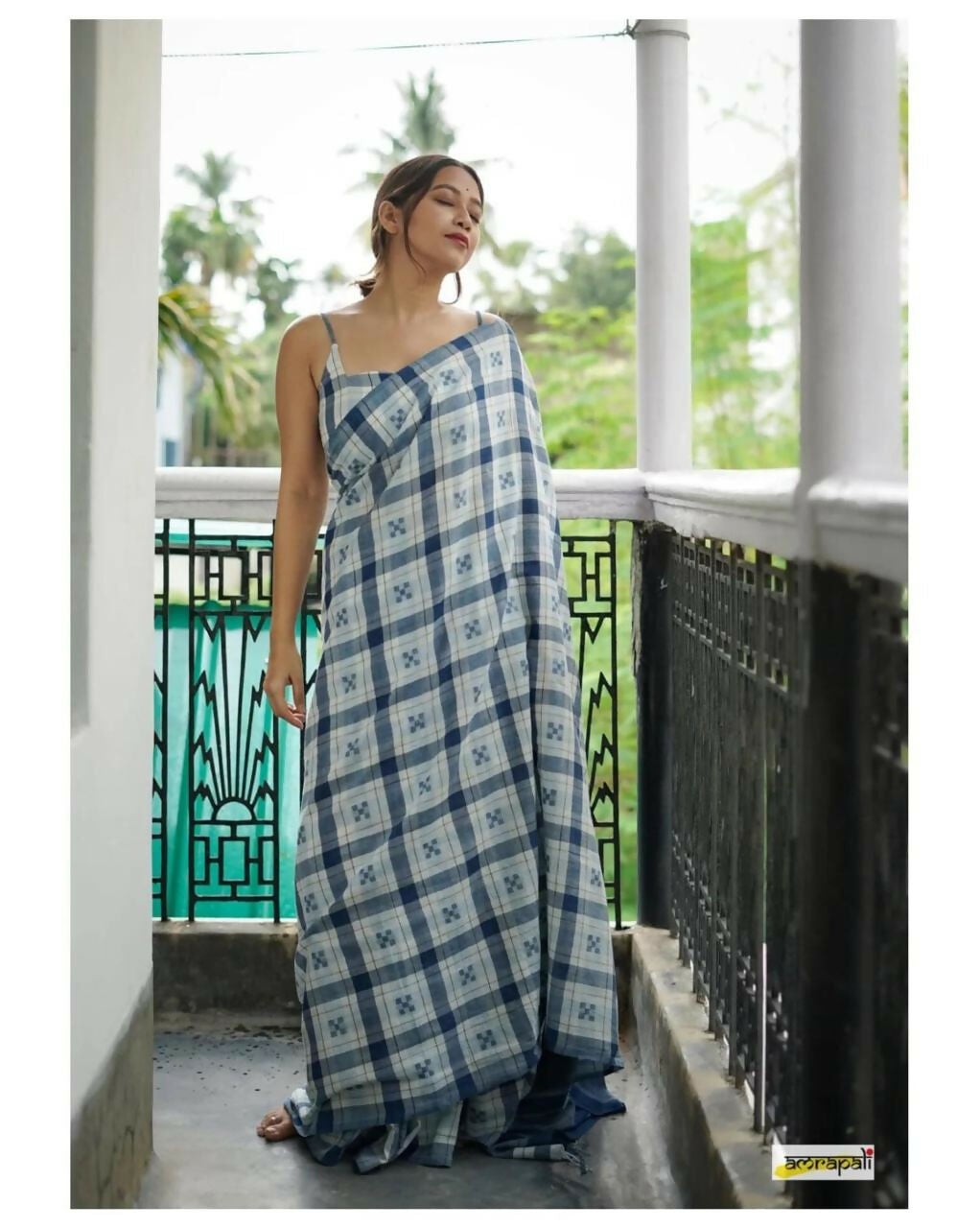 Exclusive Collection Beautiful Check Blue Pure Cotton Woven Handloom Saree With Running Blouse Piece - Swadesiicart