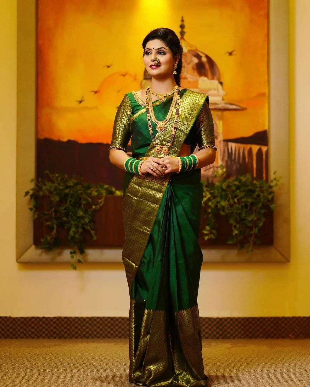 DEIANA'S Beautiful Designer Golden zari Soft Lichi Silk Saree - Green - Swadesiicart
