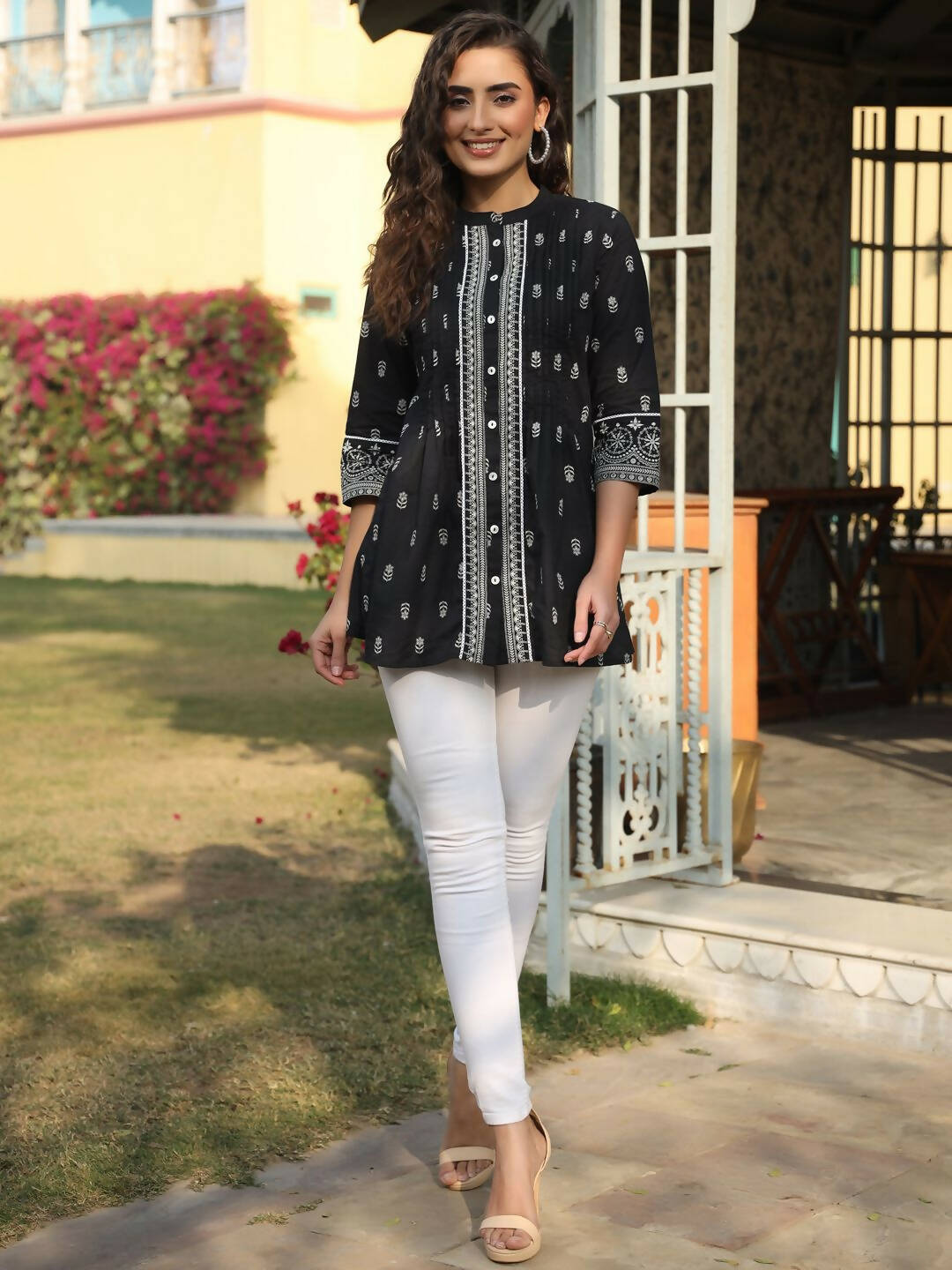 Juniper Women's Black Cambric Floral Printed Tunic | Swadesiicart