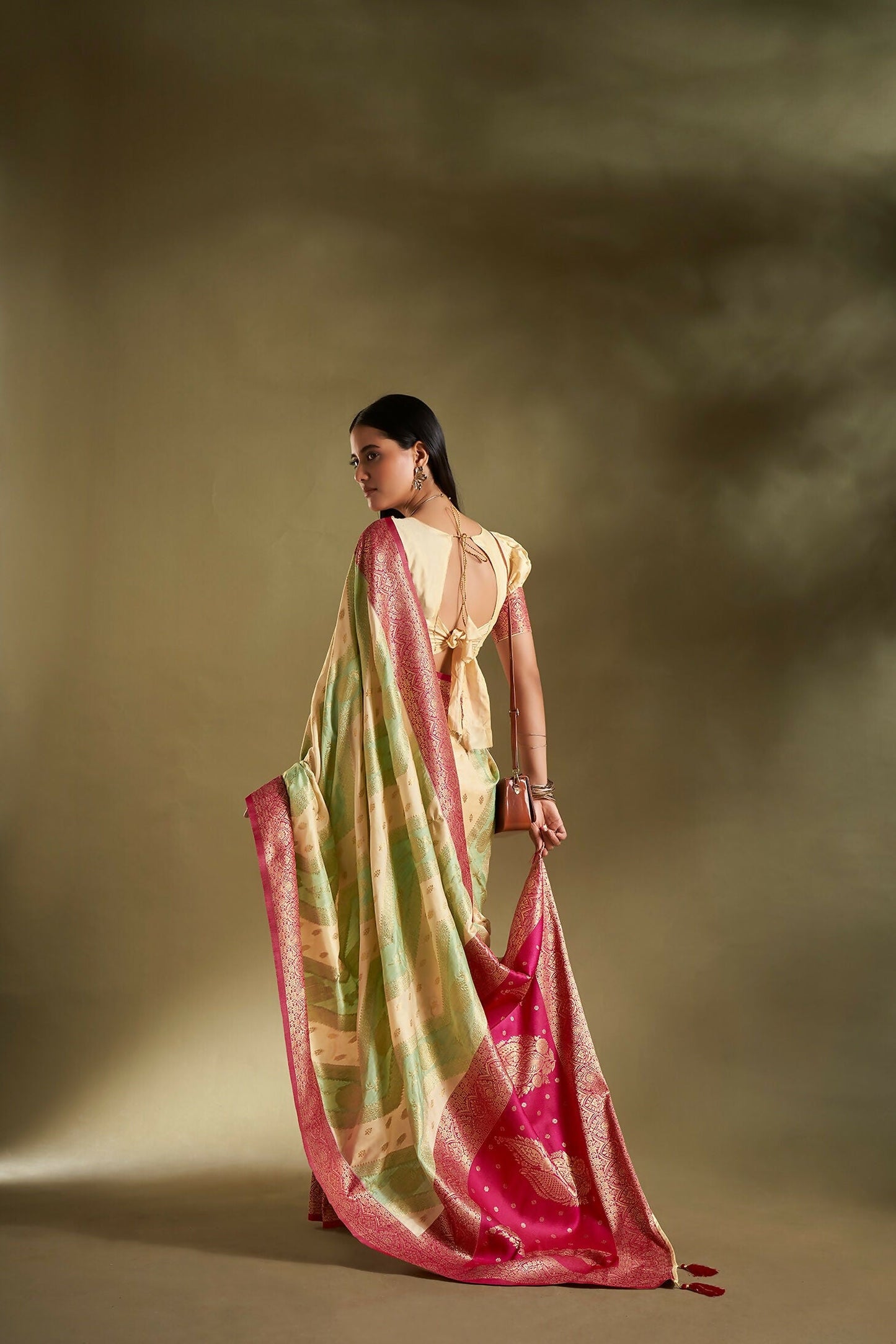 Joban Fashion Cream & Sea Green Plain With Weaving Border Banarasi Silk Sarees | Swadesiicart