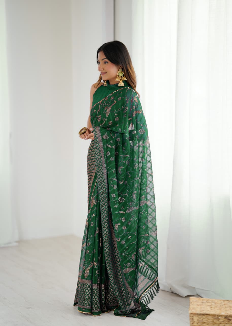 Lorenvalley Fashion Green Solo Georgette Superb Finishing Foils Print & Fancy Zalar Lace in Border Saree with Blouse - Swadesiicart