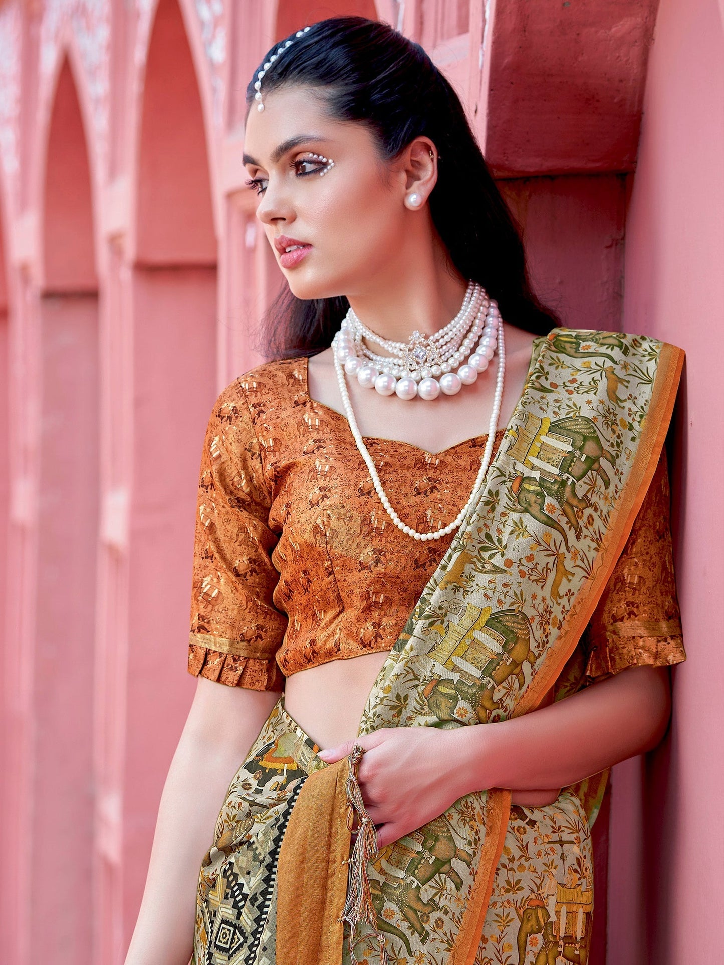 NOZ2TOZ Women's Banarasi Silk Beige Printed Designer Saree With Blouse Piece | Swadesiicart