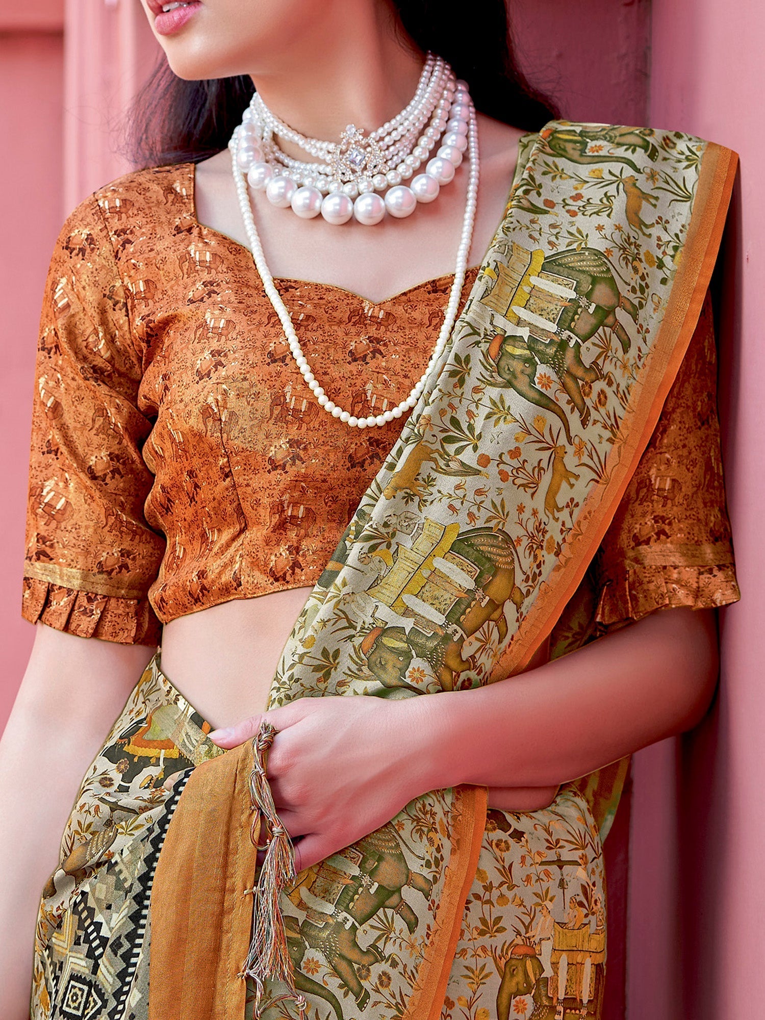 NOZ2TOZ Women's Banarasi Silk Beige Printed Designer Saree With Blouse Piece | Swadesiicart