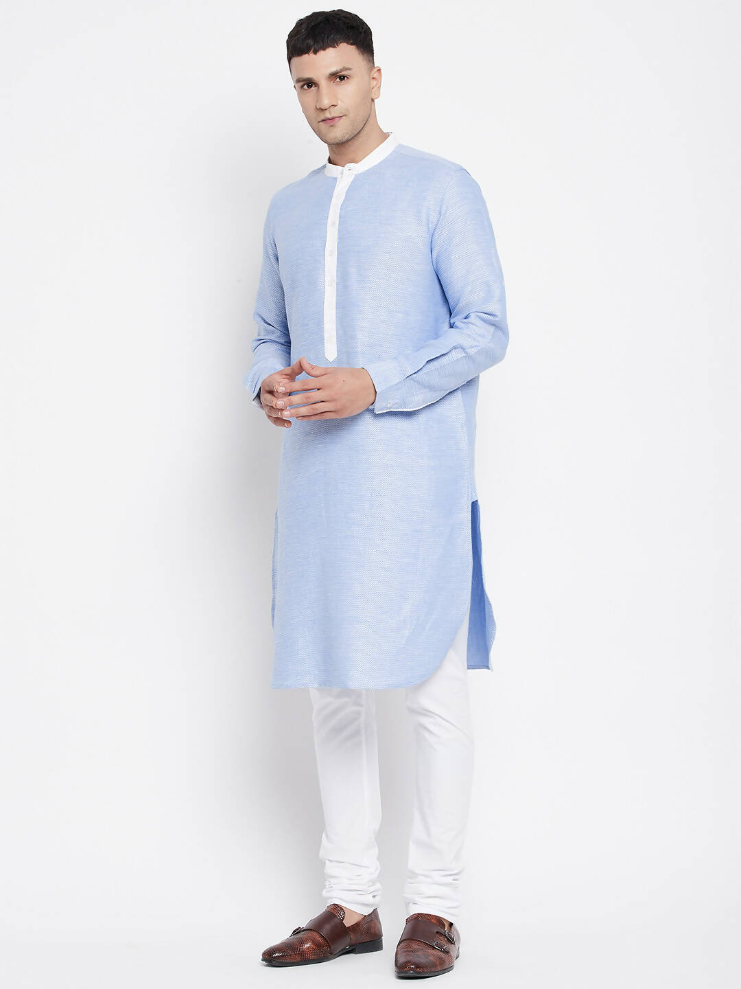 Even Apparels Blue Color Pure Cotton Men's Kurta With Contrast Collar And Placket | Swadesiicart