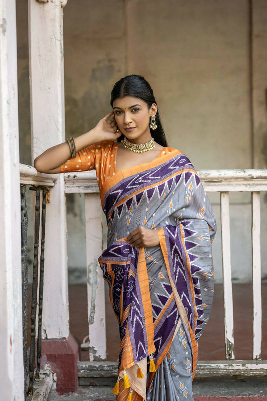 Vishnu Weaves Women's Grey Cotton Silk Printed Saree with Blouse - Swadesiicart