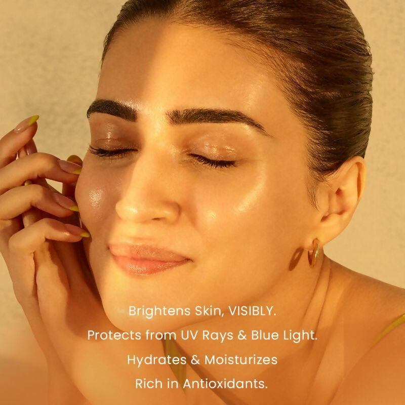 Hyphen By Kriti Sanon Golden Hour Glow Serum & Sunscreen SPF 50 Combo | Swadesiicart