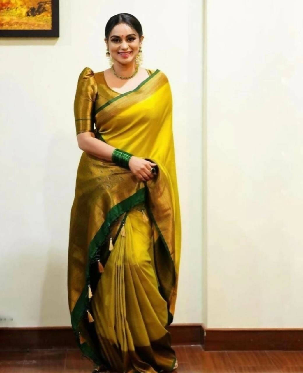 DEIANA'S Beautiful Designer Golden zari Soft Lichi Silk Saree - Yellow Green - Swadesiicart