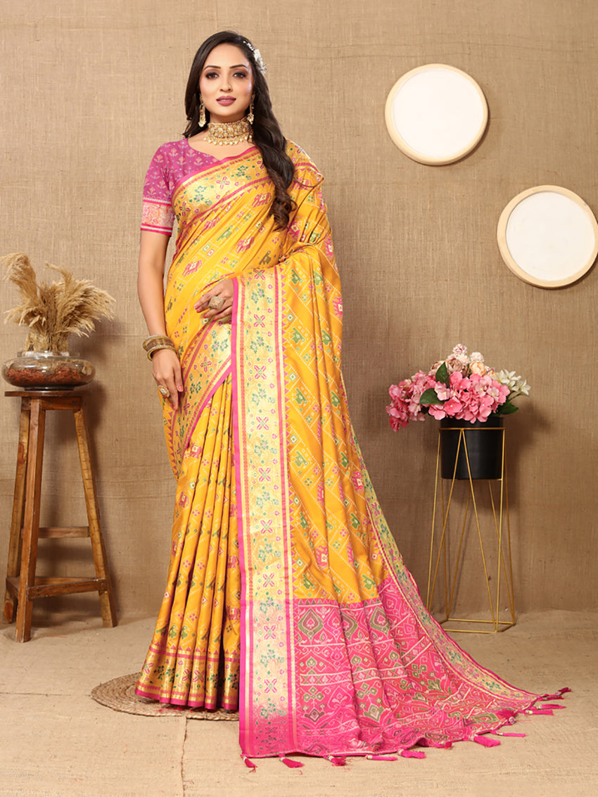 Lorenvalley Fashion Gold Patola Silk Woven Design with Zari Meenakari Weaving motifs Pallu Saree - Swadesiicart