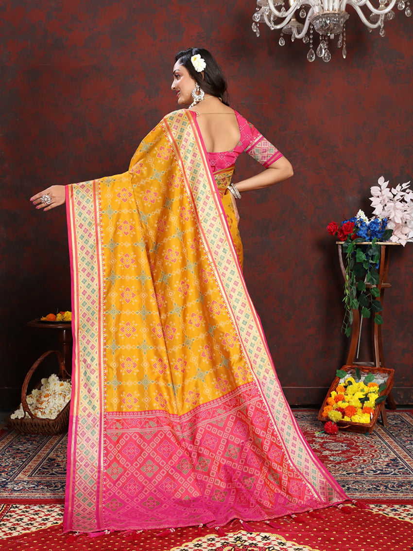 Lorenvalley Fashion Gold Patola Silk Woven Design with Zari Meenakari Weaving motifs Pallu Saree - Swadesiicart