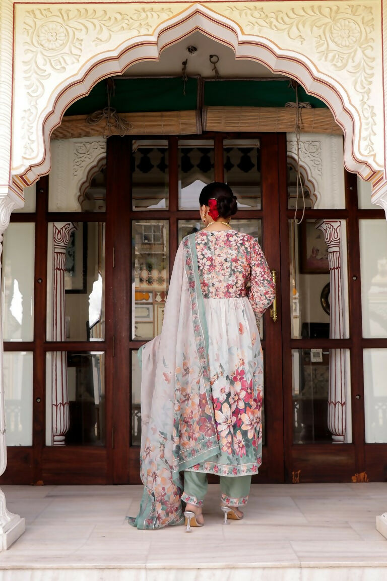 Vaasva Women Maroon Muslin Floral Printed Alia Cut Kurta, Pant & Dupatta set | Swadesiicart