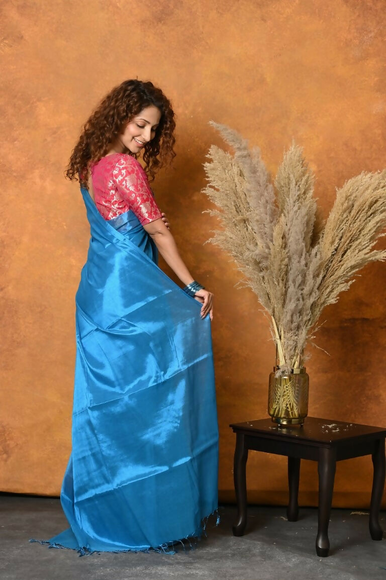 Very Much Indian Fusion Cotton Tissue Shimmer Saree - Light Blue | Swadesiicart