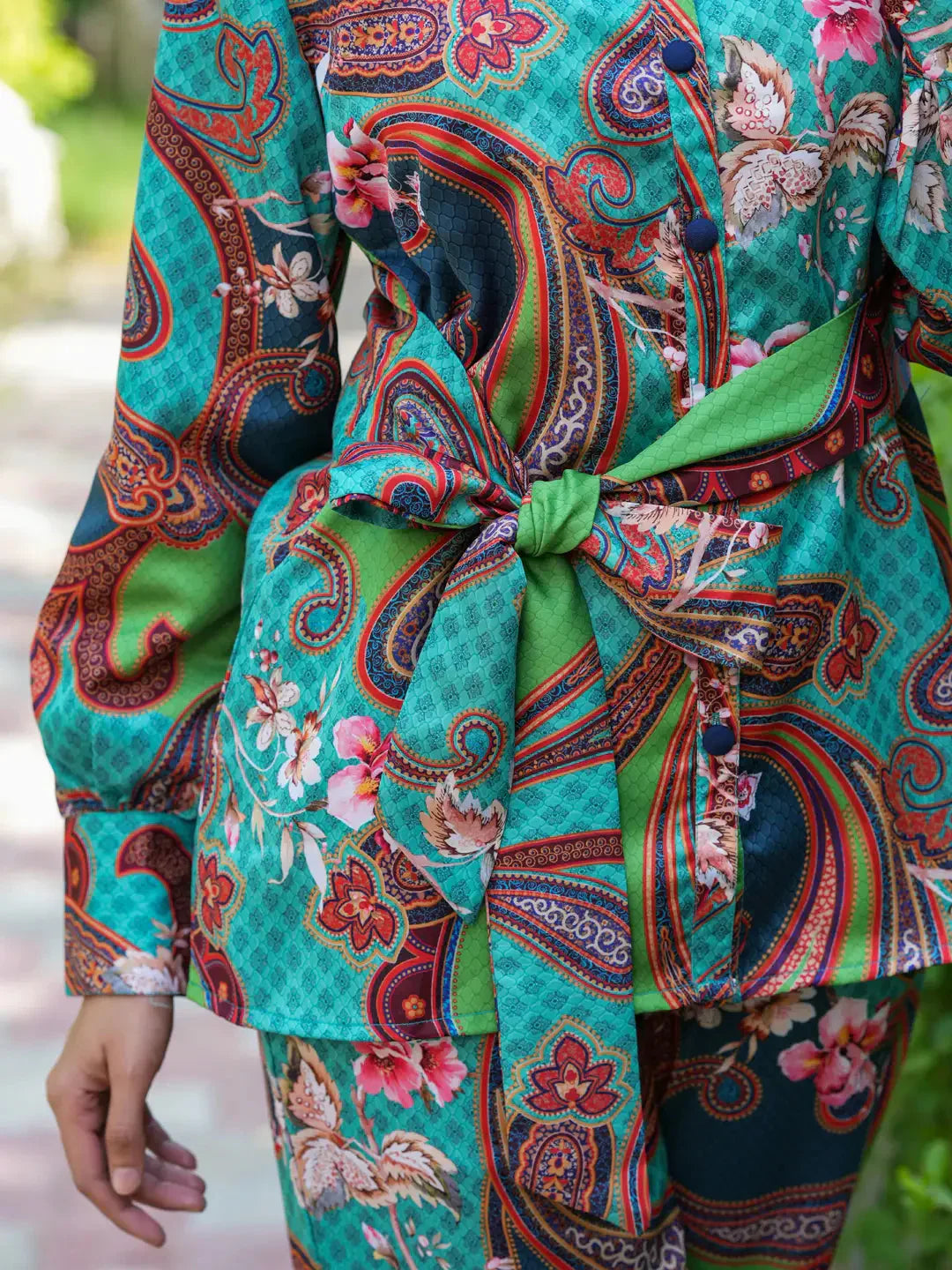 Yufta Green and Turquoise Blue Printed Satin Co-Ords - Swadesiicart