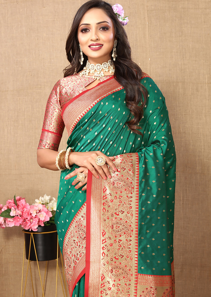 Lorenvalley Fashion Green Soft Silk weaving Design Rich Zari Weaving Saree - Swadesiicart