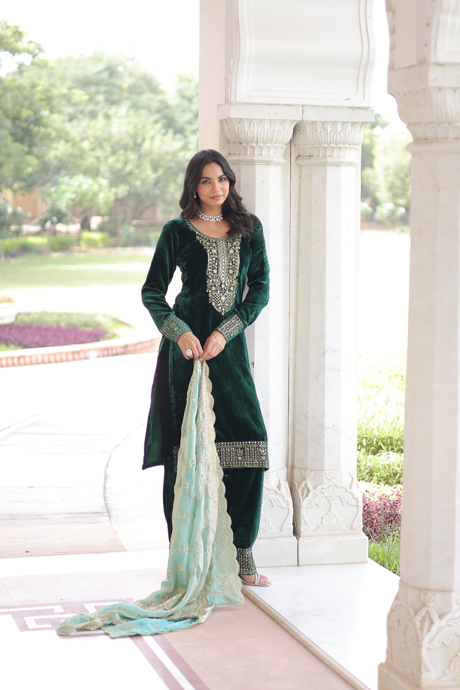 Lorenvalley Fashion Green Velvet with Rich Sequins & Zari Embroidered work Kurta Pant with Dupatta - Swadesiicart