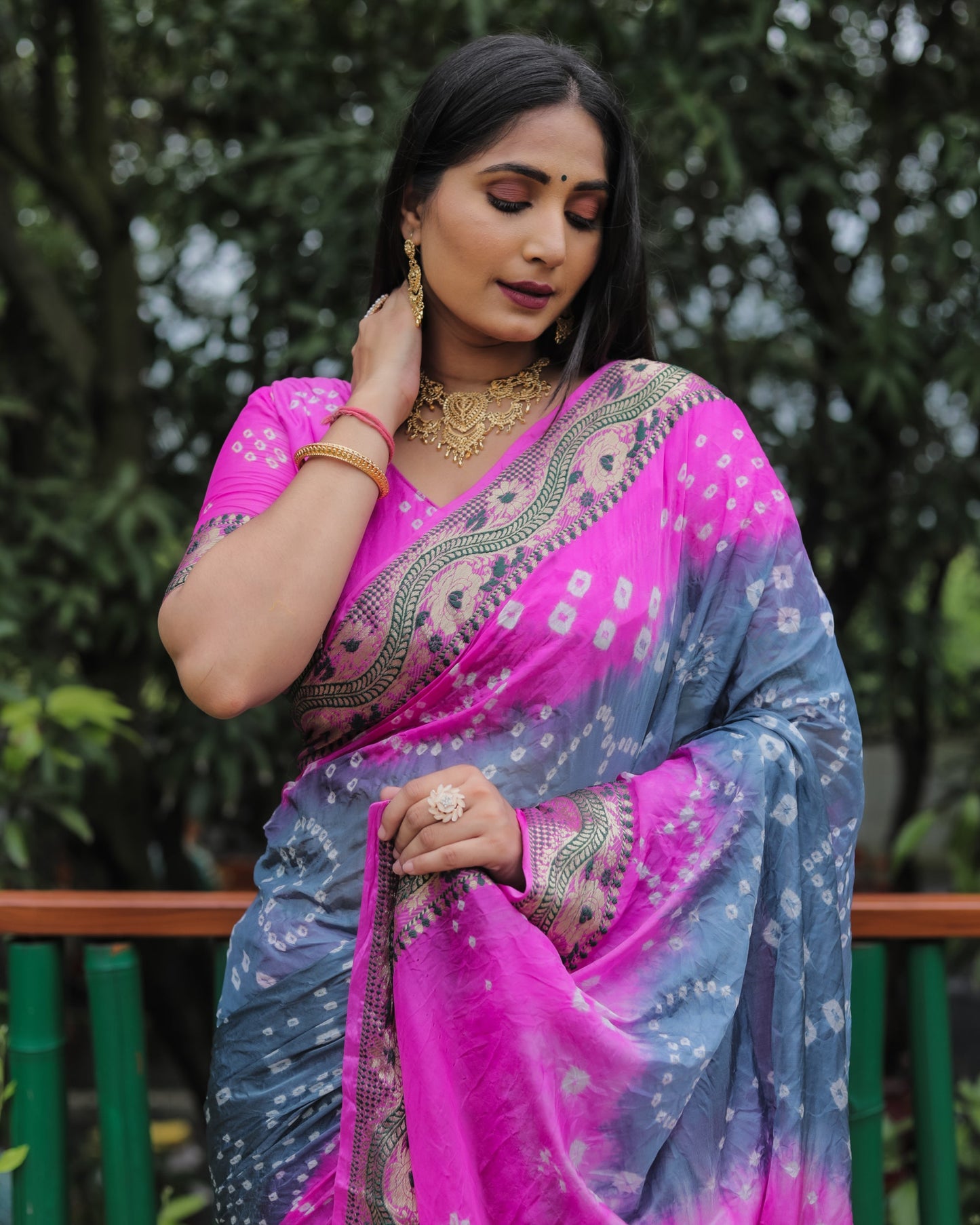 Lorenvalley Premium Pure Bandhej Tapeta Soft light weight silk saree with zari weaving Border - Multicolor - Swadesiicart
