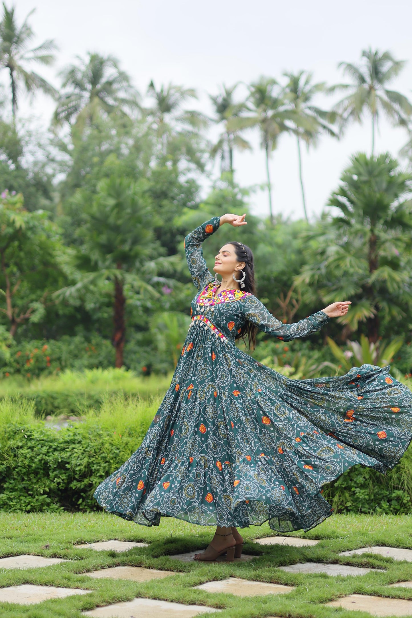 Lorenvalley Grey Faux Georgette Bandhani Print Work With Kutchi Patch Work Gown | Swadesiicart