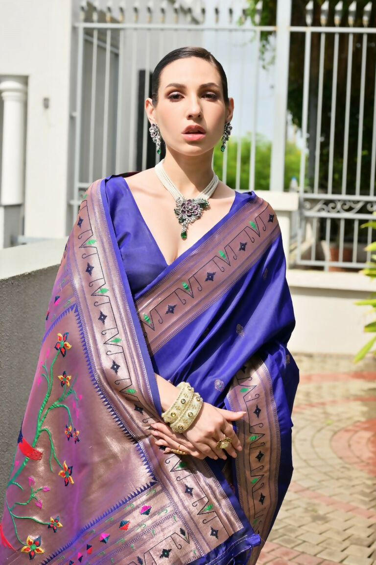 Vishnu Weaves Women's Royal Paithani Silk Zari Woven Saree with Blouse - Swadesiicart