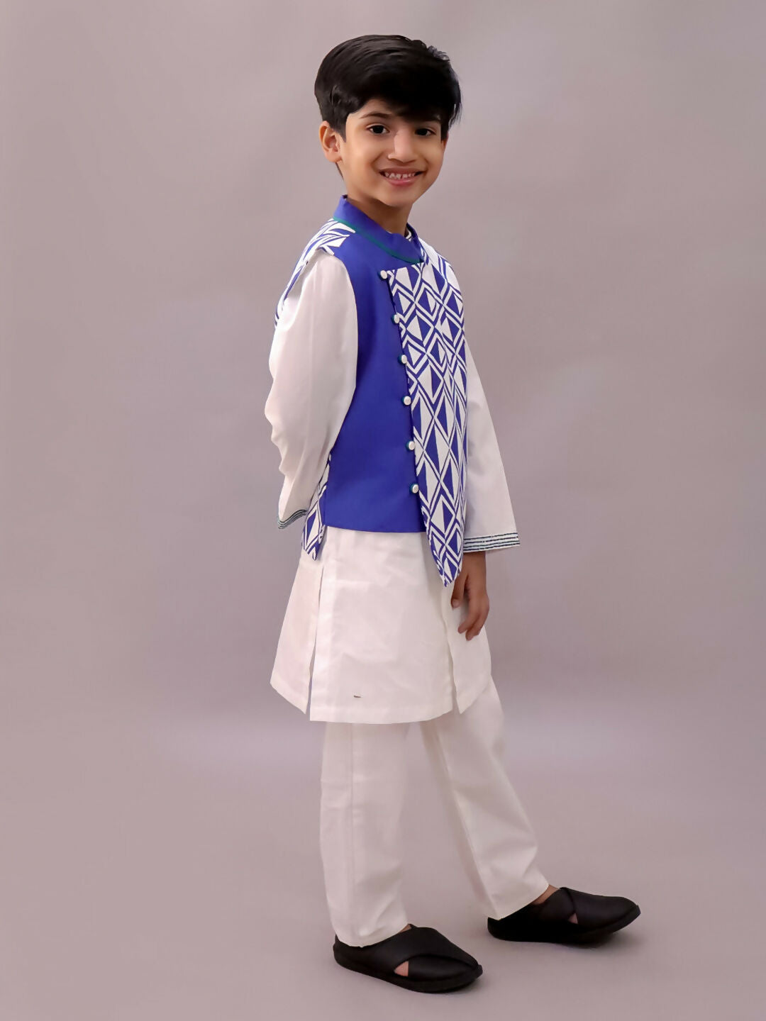 Lil Drama Shor-Gul White Kurta Pyjama with Blue Jacket Set For Boys | Swadesiicart