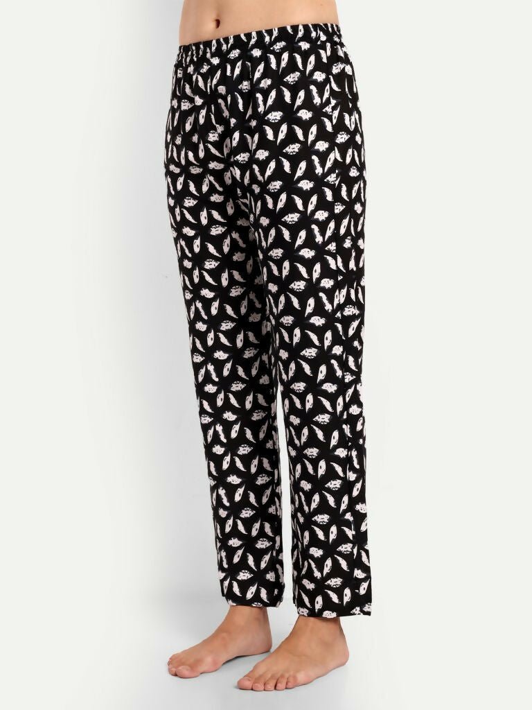 Alvano Beautiful Floral Print Co-ord set for Women's and Girls Rayon (Black) - Swadesiicart