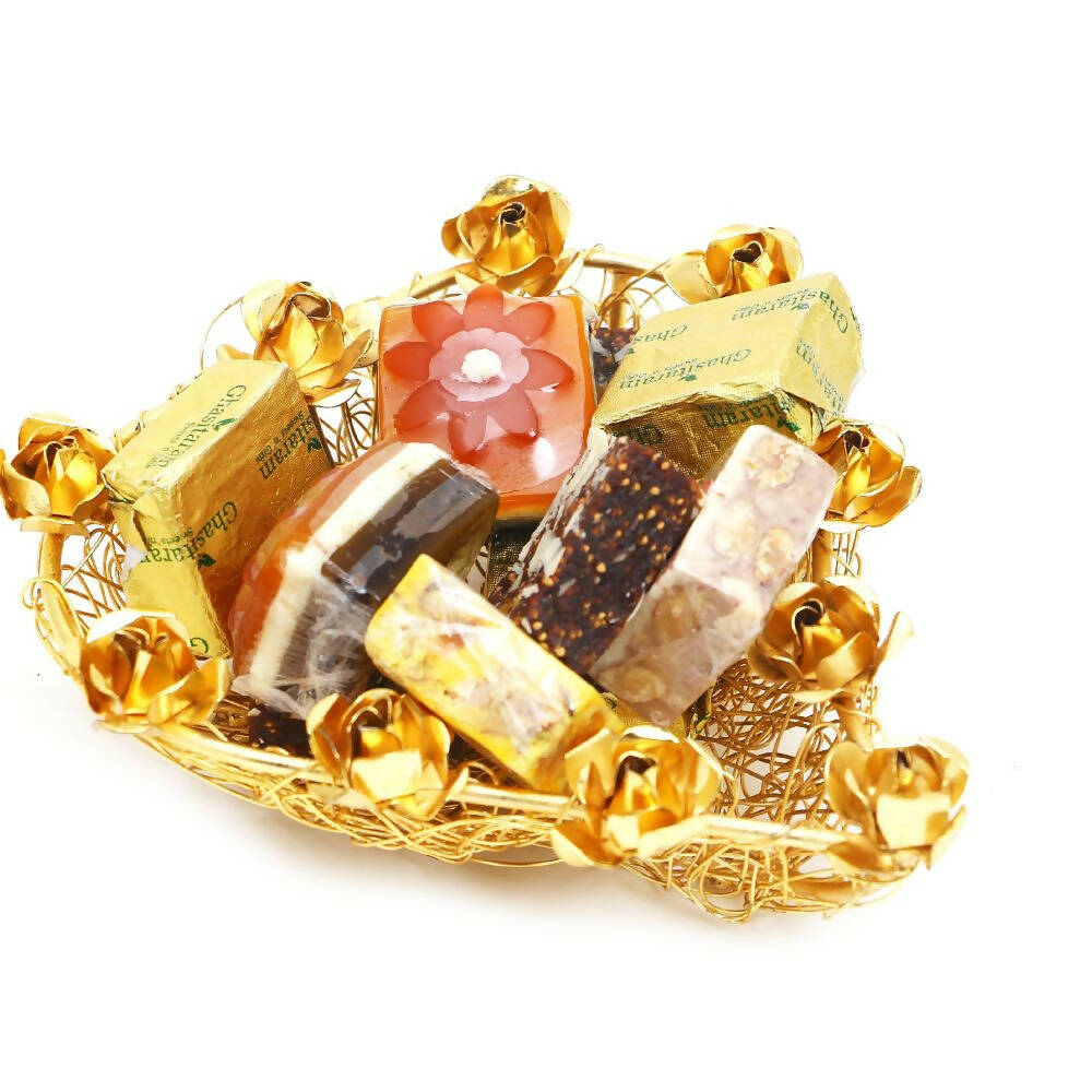 Ghasitaram Mesh Heart Tray Of Assorted Bites | Swadesiicart