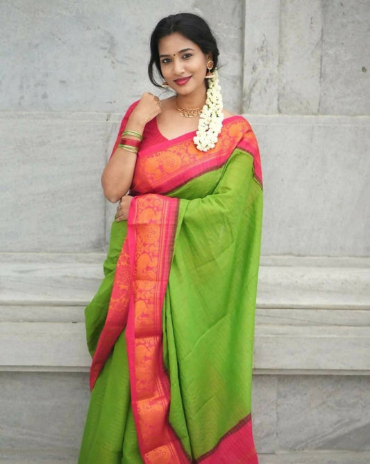DEIANA'S Beautiful Designer Golden zari Soft Lichi Silk Saree - Parrot - Swadesiicart