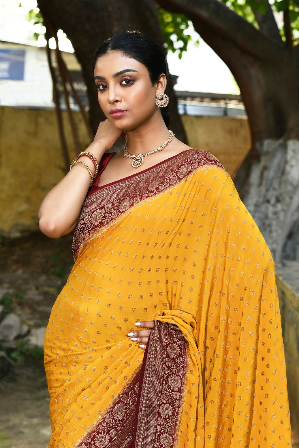 Joban Fashion Yellow Crepe Chiffon Pure Handloom Banarasi Silk Saree | Swadesiicart