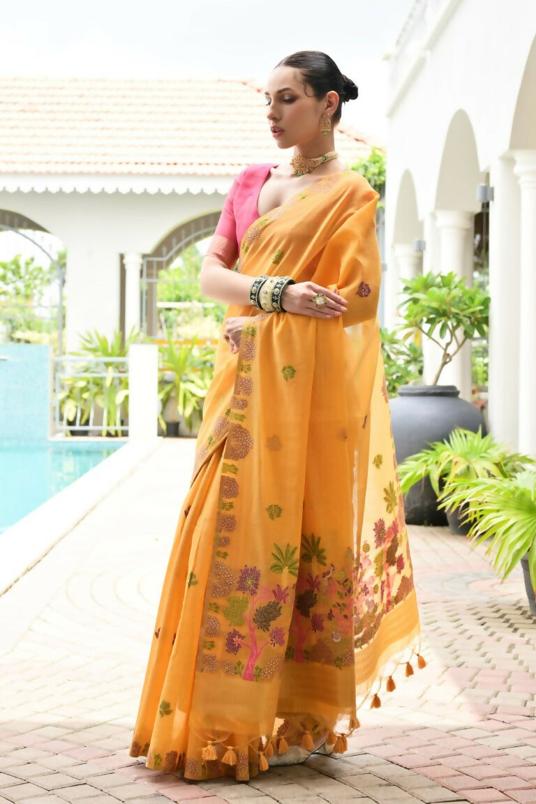Vishnu Weaves Women's Yellow Muga Cotton Thread Weaving Saree with Blouse - Swadesiicart
