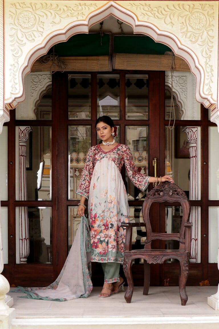 Vaasva Women Maroon Muslin Floral Printed Alia Cut Kurta, Pant & Dupatta set | Swadesiicart