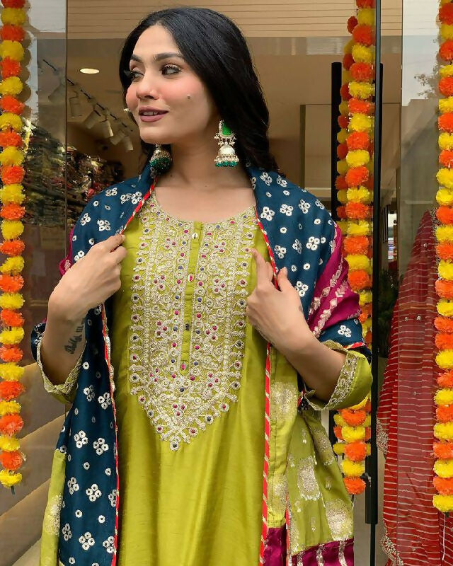 The52 Lemons Women's Gorgeous Embroidered Viscose Chanderi Fabric Straight Kurta Pant with Dupatta Set - Swadesiicart