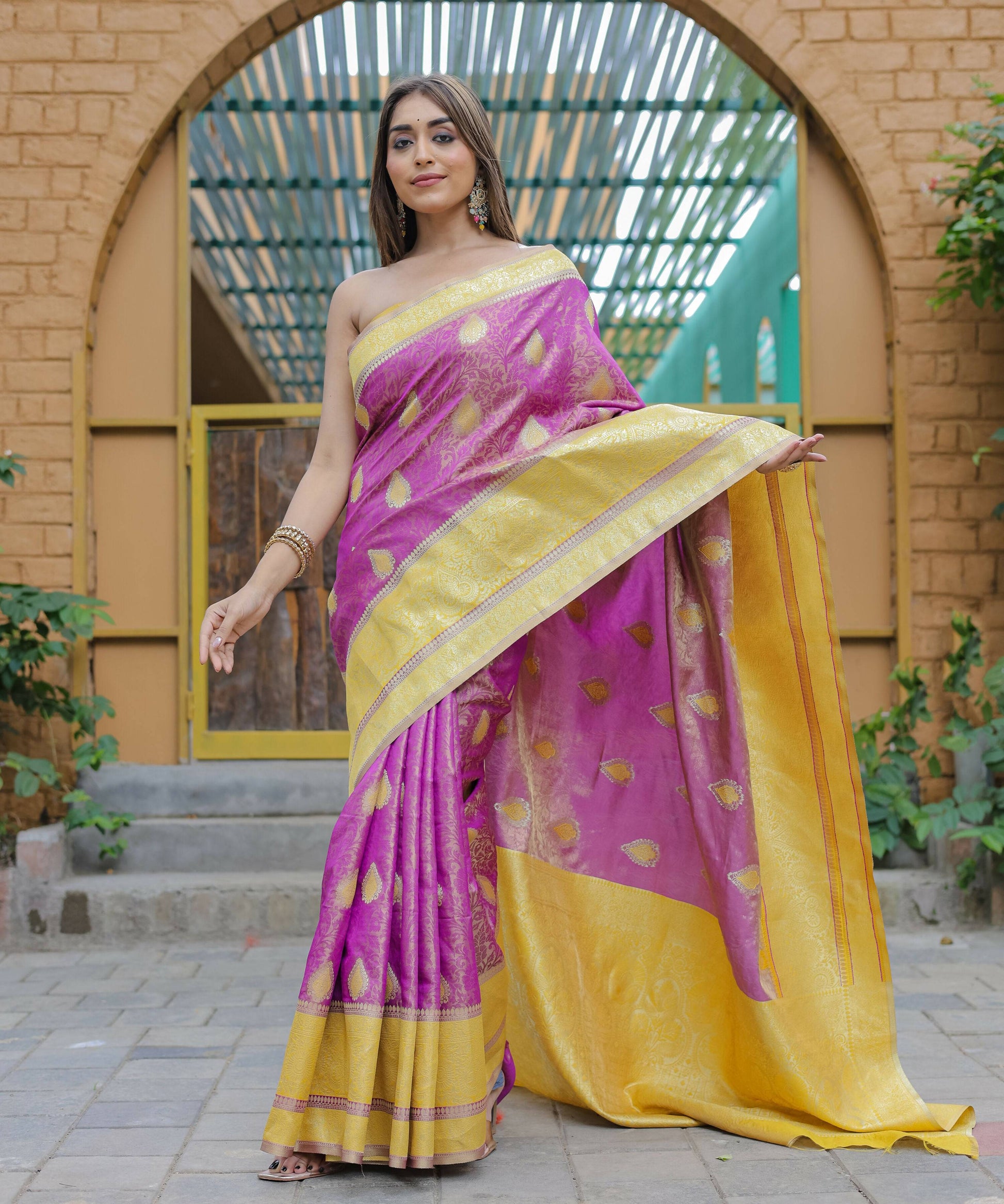 Vamsee Madhavi Purple Soft Silk Saree - Swadesiicart