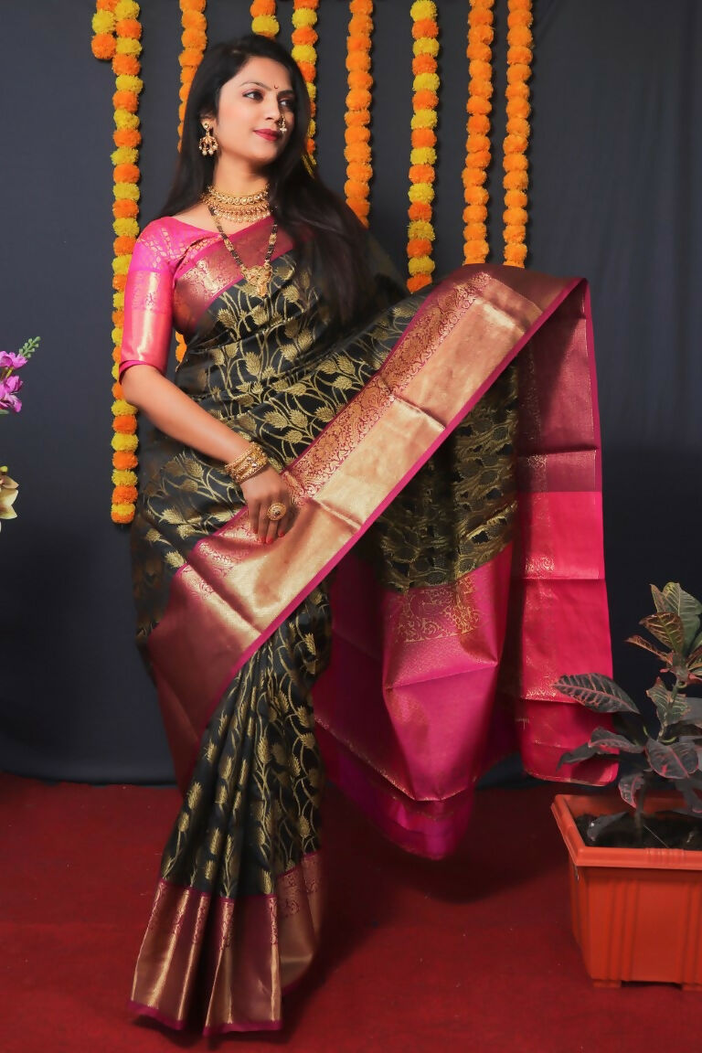 Jyoti Fashion Women's Black Kanjivaram Silk Zari Woven Saree with Blouse | Swadesiicart