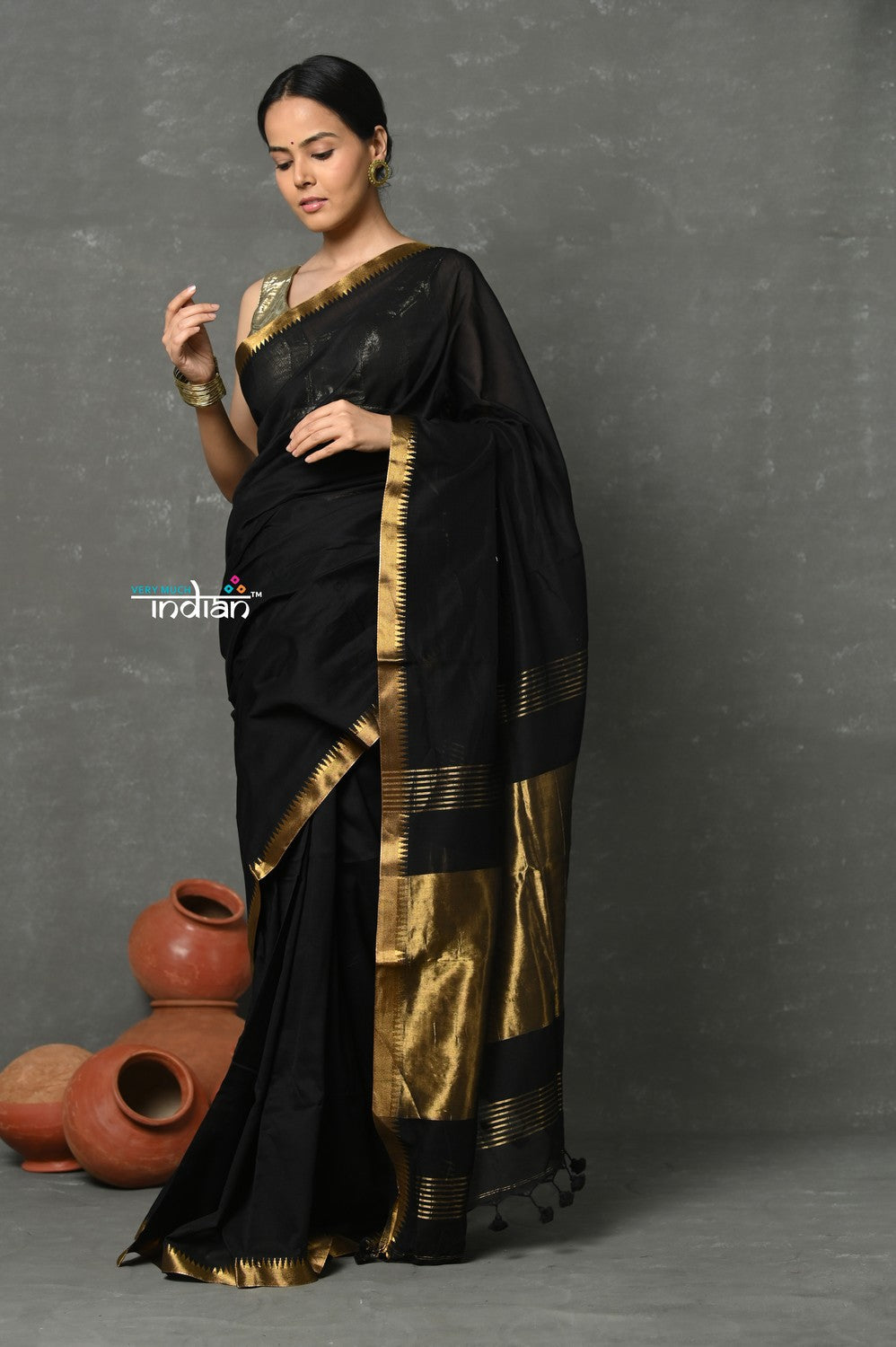 Very Much Indian Designed by VMI ~ Pure High Quality Mul Cotton Handloom Saree - Black Gold | Swadesiicart