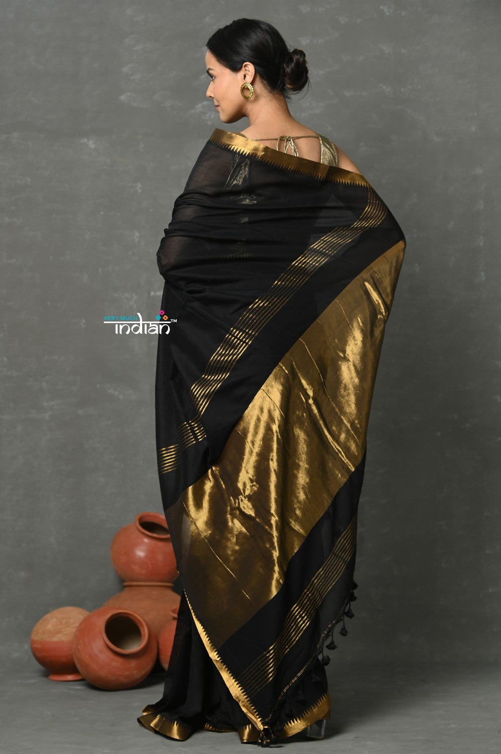 Very Much Indian Tyohaar - Designed by VMI - Pure High Quality Mul Cotton Handloom Saree - Black Gold | Swadesiicart