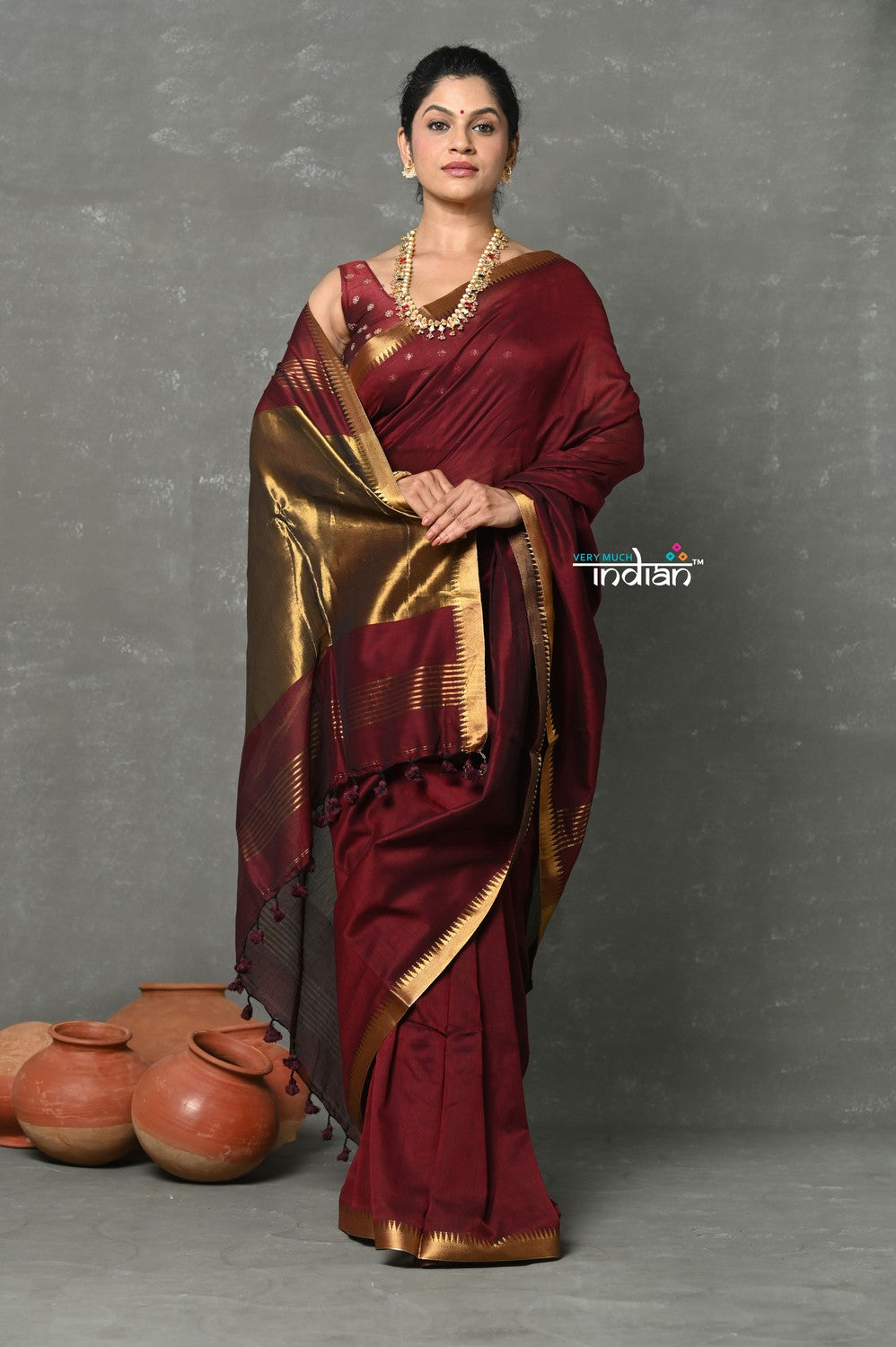 Very Much Indian Tyohaar - Designer! High Quality Pure Mul Cotton Handloom Saree - Dark Maroon | Swadesiicart