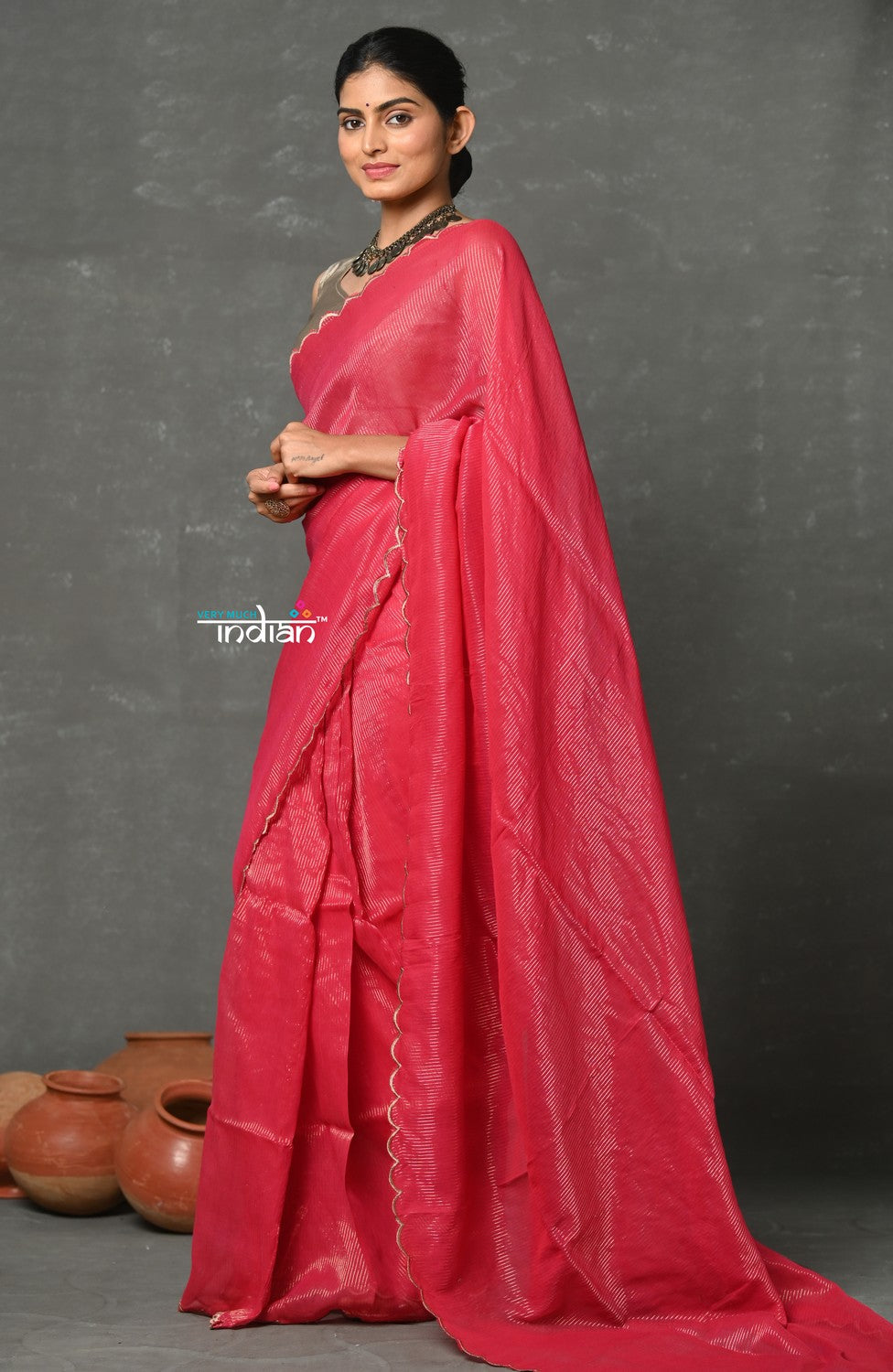 Very Much Indian Mul Cotton Zari Design Handloom Woven Saree - Rani Pink | Swadesiicart