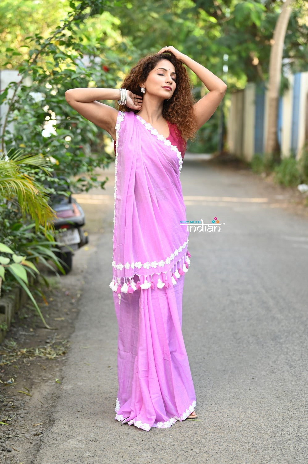 Very Much Indian Taapsee - Designer! Pure Mul Cotton Saree with Sleek Border - Blush Pink | Swadesiicart