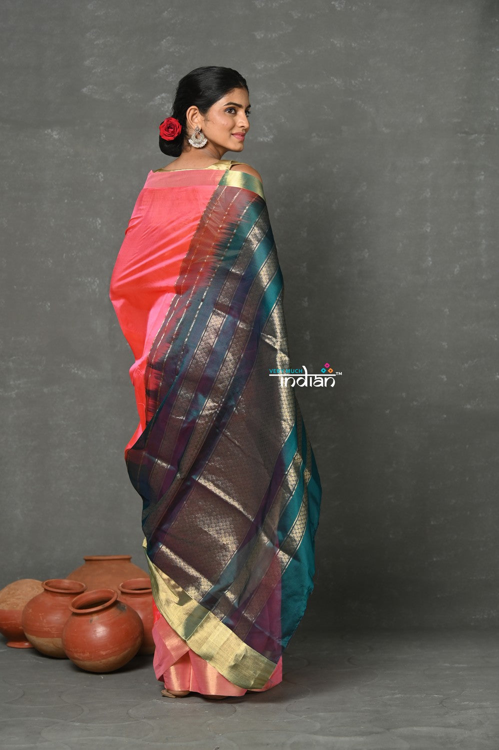 Very Much Indian Handloom Pure Cotton Silk Saree With Golden Border - Pink | Swadesiicart