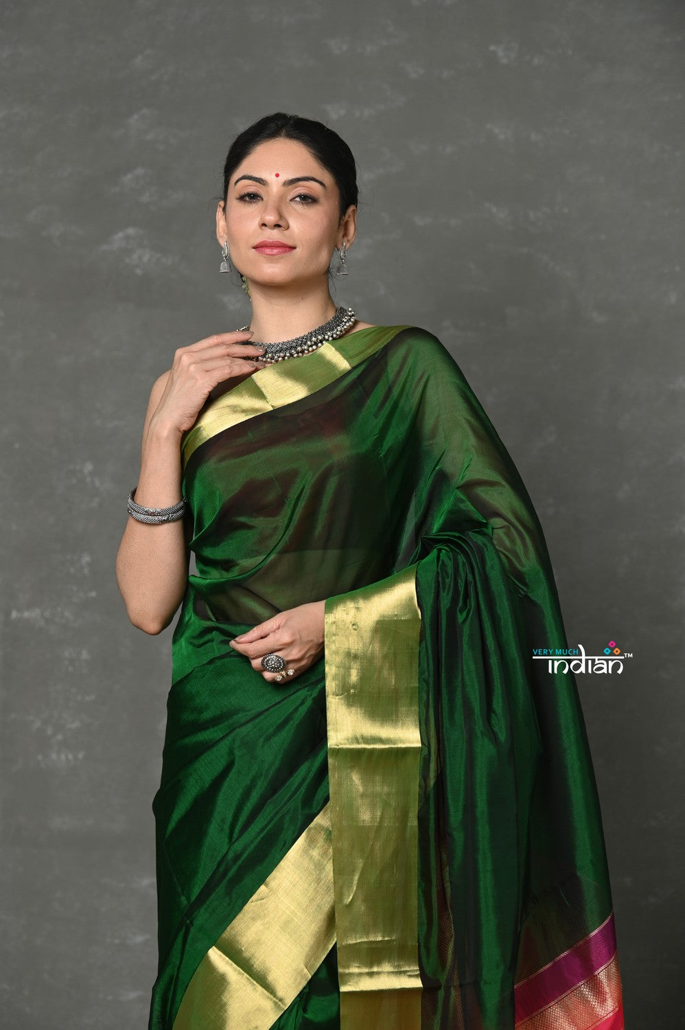 Very Much Indian Handloom Pure Cotton Silk Saree With Golden Border - Green | Swadesiicart