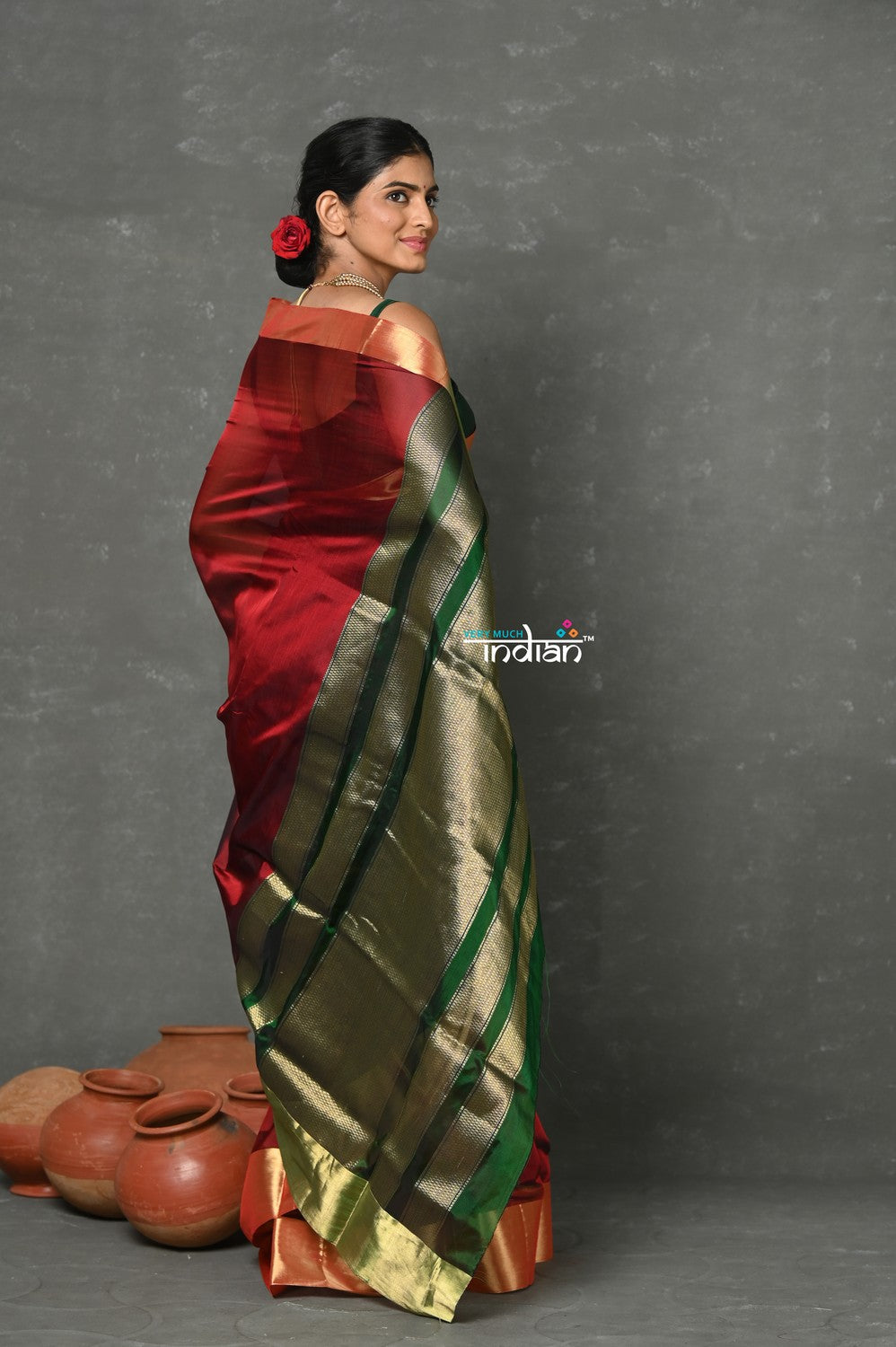 Very Much Indian Tyohaar - Handloom Pure Chanderi Cotton Silk Saree With Golden Border - Maroon | Swadesiicart