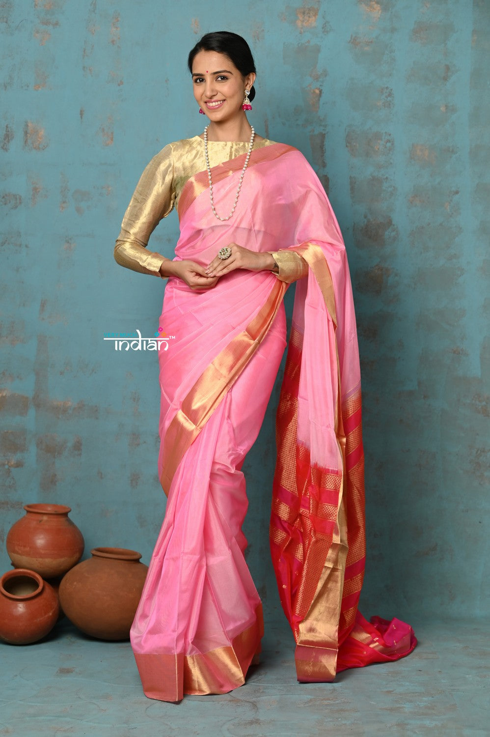Very Much Indian Prerna - Handloom Pure Chanderi Cotton Silk Saree With Golden Border - Feather Pink | Swadesiicart