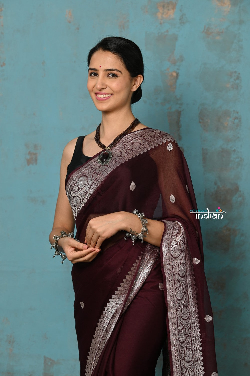Very Much Indian Suhaani - Handloom Khaddi Georgette Saree With Sleek Border - Maroon (Silk Mark) | Swadesiicart