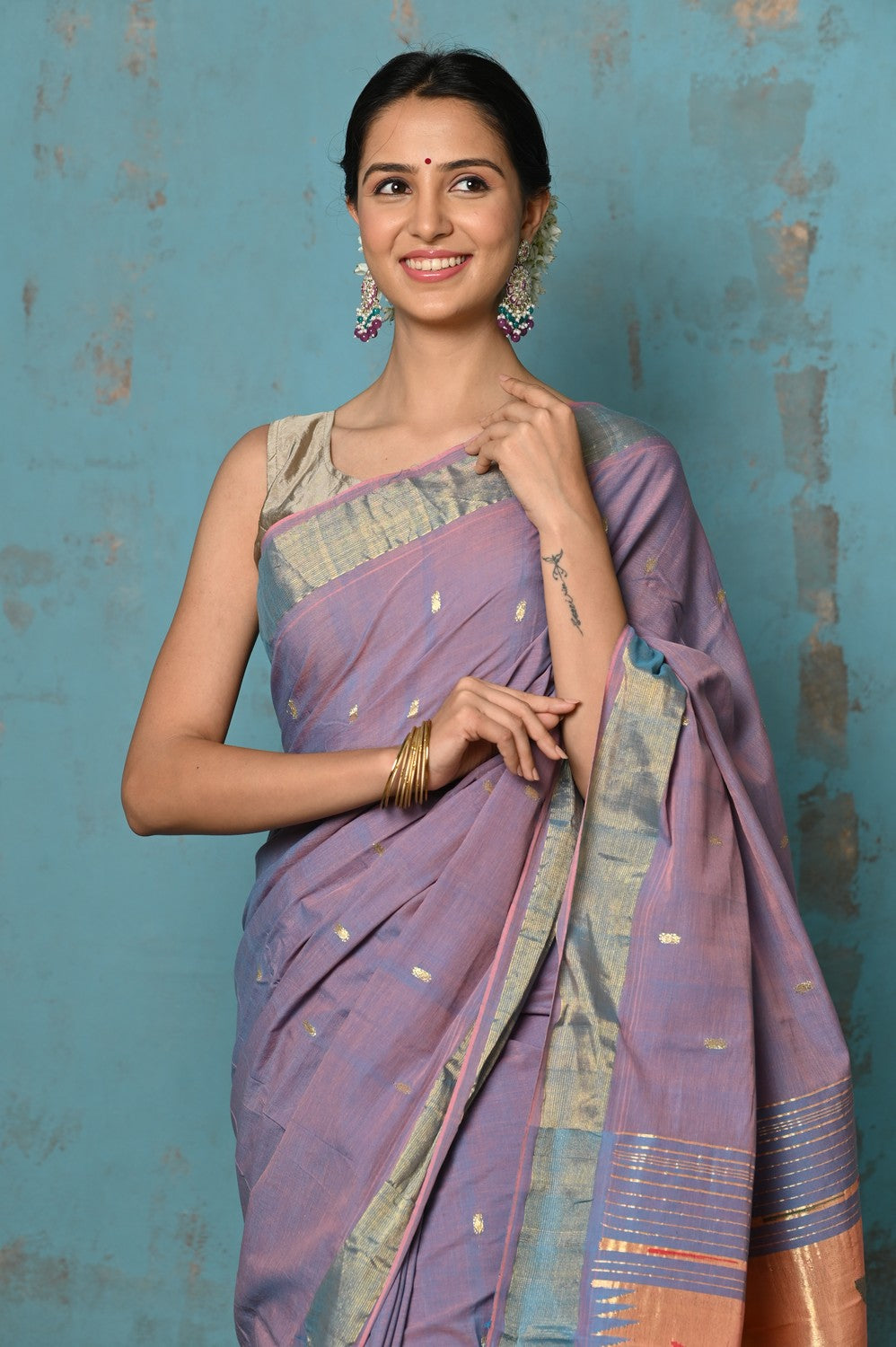Very Much Indian Tyohaar - Handloom Pure Cotton Paithani With Parrot Peacock Pallu- Dual Tone Sky Blue & Purple | Swadesiicart