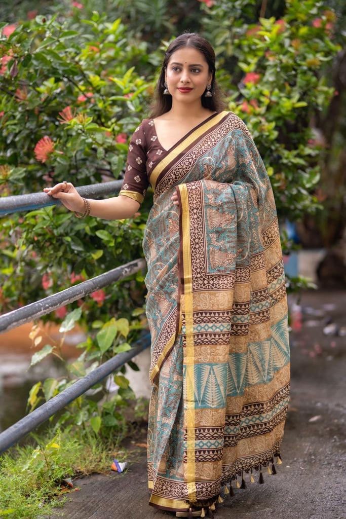 Grey Silk Blend Geometric Saree with Unstitched Blouse - Hiral Fashion | Swadesiicart