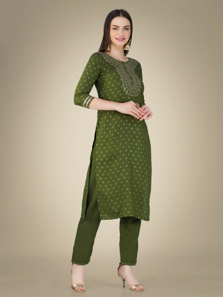 Jyoti Fashion Women's Mehendi Cotton Magic Slub Embroidery & Sequence work Kurta with Trouser & Dupatta | Swadesiicart