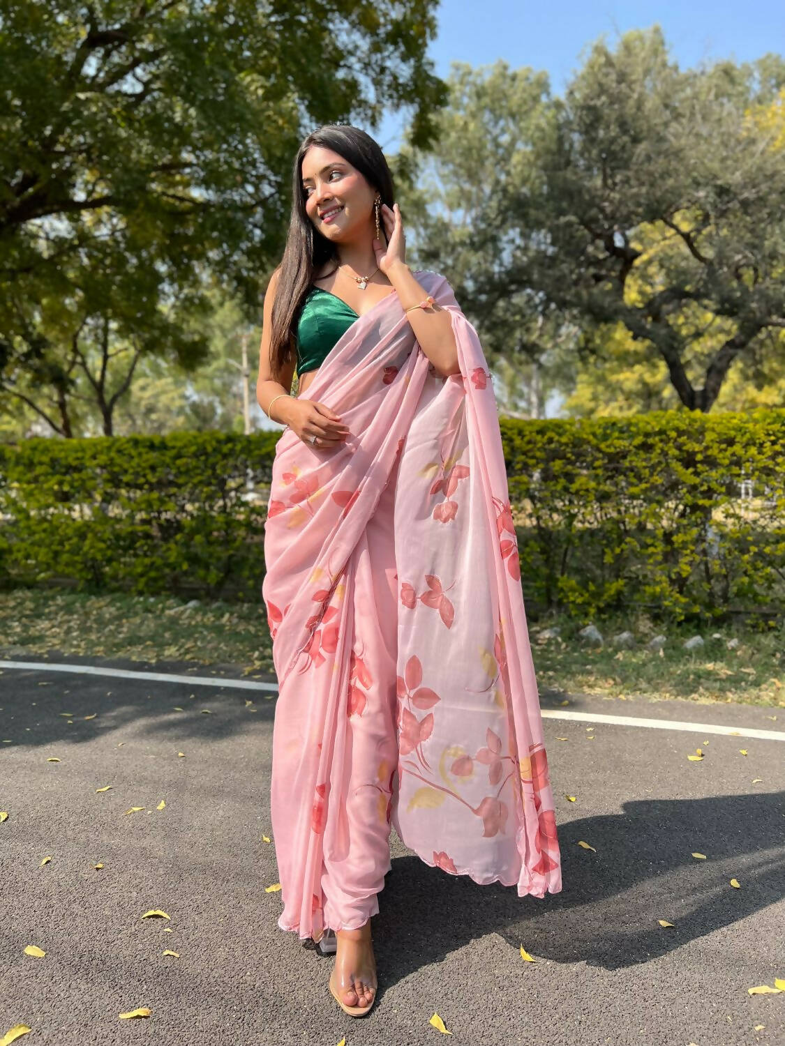 Vamsee Pink Chiffon Designer Saree - Swadesiicart