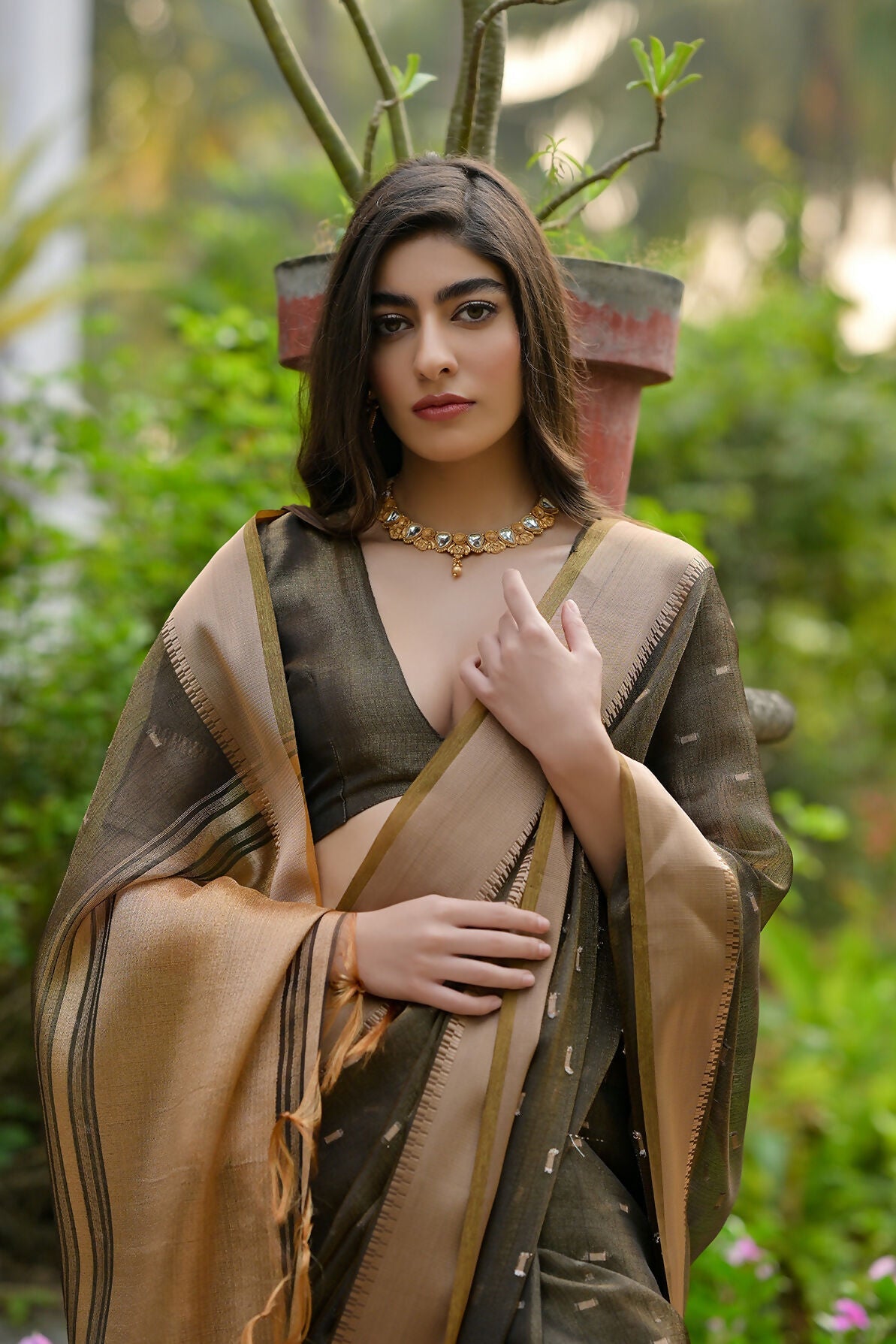 Vishnu Weaves Women's Coffee Soft Tissue Silk Zari Woven Saree with Blouse - Swadesiicart